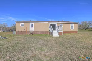 139 Angel Ln, Seguin, TX 78155 - Photo 37