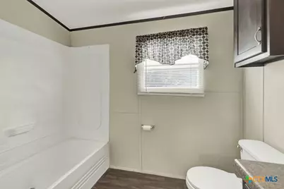 139 Angel Lane, Seguin, TX 78155 - Photo 33