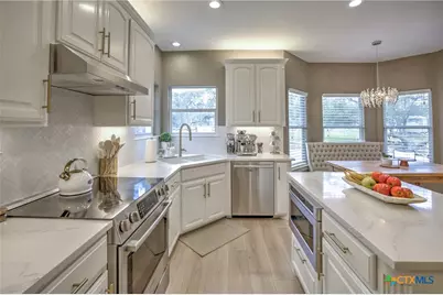 211 Winding View, New Braunfels, TX 78132 - Photo 17