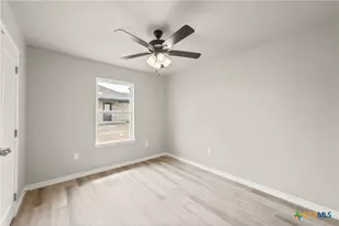 220-222 Melissa St, Bruceville Eddy, TX 76524 - Photo 15