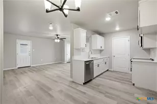 220-222 Melissa St, Bruceville Eddy, TX 76524 - Photo 11