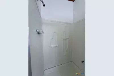 801 E Mesquite Lane, Victoria, TX 77901 - Photo 19