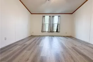 801 E Mesquite Ln, Victoria, TX 77901 - Photo 21