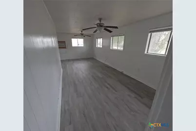 218 N 4th, Ganado, TX 77962 - Photo 5