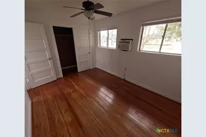 218 N 4th, Ganado, TX 77962 - Photo 13