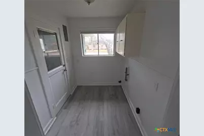 218 N 4th, Ganado, TX 77962 - Photo 11