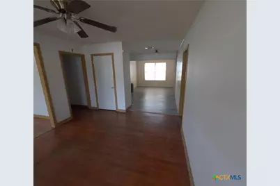 103 Pleasure Drive, Ganado, TX 77962 - Photo 7