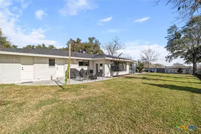 313 E Zenith Avenue, Temple, TX 76501 - Photo 37