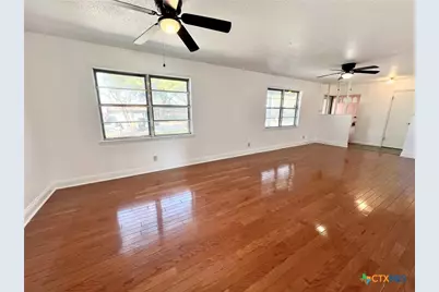 105 E Upshaw Avenue, Temple, TX 76501 - Photo 9