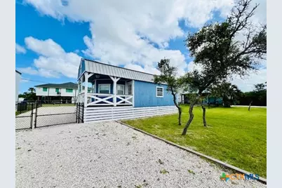 1303 W Adams Avenue, Port O'Connor, TX 77982 - Photo 3