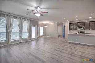 912 Wyndcrest Drive, Temple, TX 76502 - Photo 11