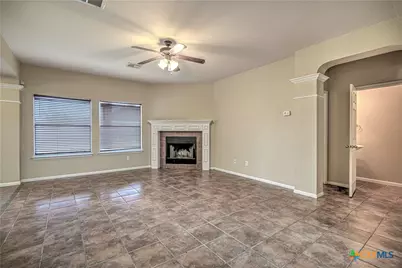 209 Crowfoot Drive, Harker Heights, TX 76548 - Photo 5
