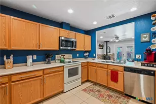 213 Chisholm Trail, Seguin, TX 78155 - Photo 7