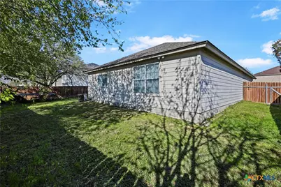 213 Chisholm Trail, Seguin, TX 78155 - Photo 17