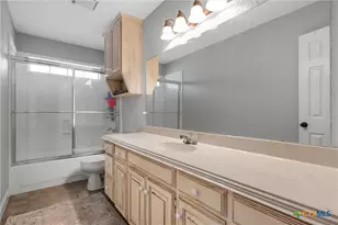 206 Navajo Trail, Gatesville, TX 76528 - Photo 17