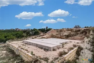 2601 Crystal Falls Pkwy, Leander, TX 78641 - Photo 9