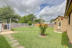 2812 Curlew St, Victoria, TX 77901 - Photo 35