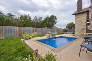 599 Mission Hill Run, New Braunfels, TX 78132 - Photo 5