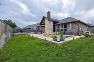 599 Mission Hill Run, New Braunfels, TX 78132 - Photo 11