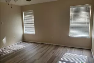 3413 Rob Roy St, Seguin, TX 78155 - Photo 11