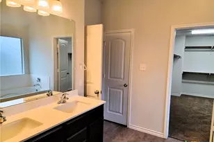 6215 Lavaca Dr, Belton, TX 76513 - Photo 9