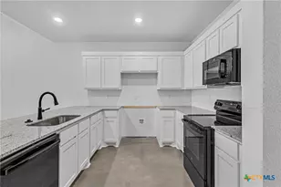 905 Smoke Tree, Killeen, TX 76543 - Photo 5