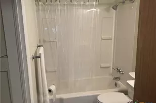 312 Keller St, Cuero, TX 77954 - Photo 17