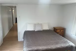 312 Keller St, Cuero, TX 77954 - Photo 13