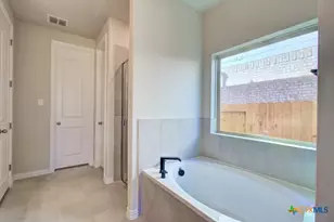 1822 Pining St, New Braunfels, TX 78132 - Photo 13