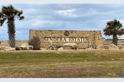 1040 Sendera Loop, Victoria, TX 77904 - Photo 1