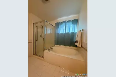 10638 Tiger Chase, San Antonio, TX 78251 - Photo 9