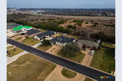 4215 Sunflower Lane, Temple, TX 76502 - Photo 5