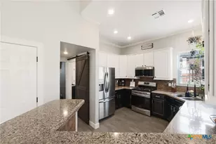 4215 Sunflower Ln, Temple, TX 76502 - Photo 11