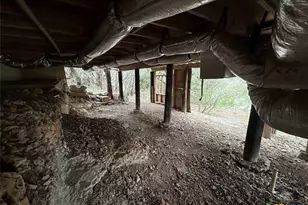 827 Contour Dr, Canyon Lake, TX 78133 - Photo 17