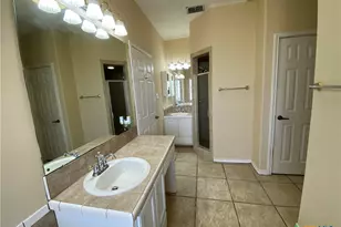 76 W County Road 312, Edna, TX 77957 - Photo 23