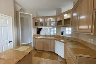 76 W County Road 312, Edna, TX 77957 - Photo 9