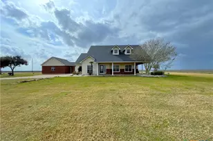 76 W County Road 312, Edna, TX 77957 - Photo 1