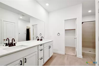 8944 Turkey Creek, Seguin, TX 78155 - Photo 43