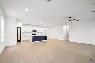 8944 Turkey Creek, Seguin, TX 78155 - Photo 31