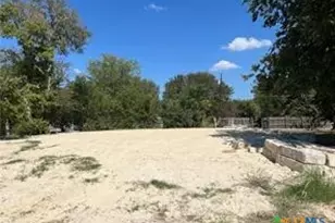 913 Pinewood Dr, Harker Heights, TX 76548 - Photo 1