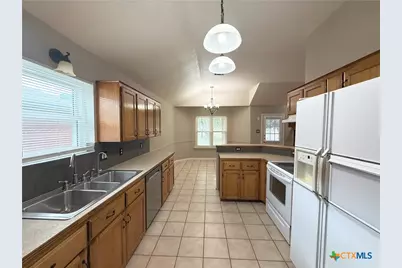1002 Northern Dancer Drive, Copperas Cove, TX 76522 - Photo 5