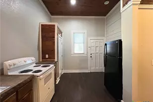 111 N 5th St, Temple, TX 76501 - Photo 7