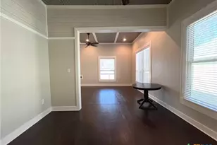 111 N 5th St, Temple, TX 76501 - Photo 5