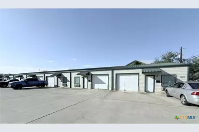 815 Saint Peter Street, Gonzales, TX 78629 - Photo 3