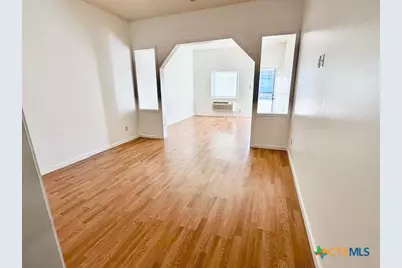 815 Saint Peter Street, Gonzales, TX 78629 - Photo 9