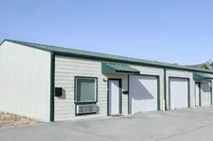 815 St Peter St, Gonzales, TX 78629 - Photo 1