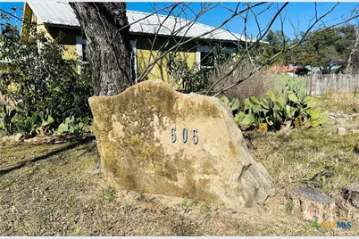 505 S 4th Street, Lometa, TX 76853 - Photo 3