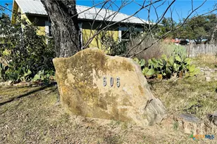 505 S 4th St, Lometa, TX 76853 - Photo 3