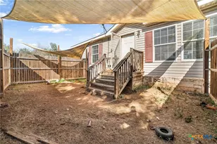 4048 Sutherland Springs Rd, Seguin, TX 78155 - Photo 25