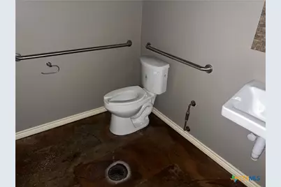 415 E Avenue D Avenue, Killeen, TX 76541 - Photo 9